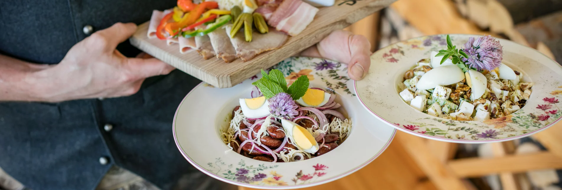 Typical Styrian - Brettljause and beetle beans | © Thermen- & Vulkanland | Harald Eisenberger