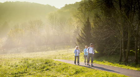 Early spring hikes | © Thermen- & Vulkanland | Pixelmaker | pixelmaker.at