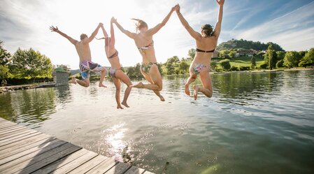 Yay! Off to the lakeside resort of Riegersburg | © Thermen- & Vulkanland | Harald Eisenberger