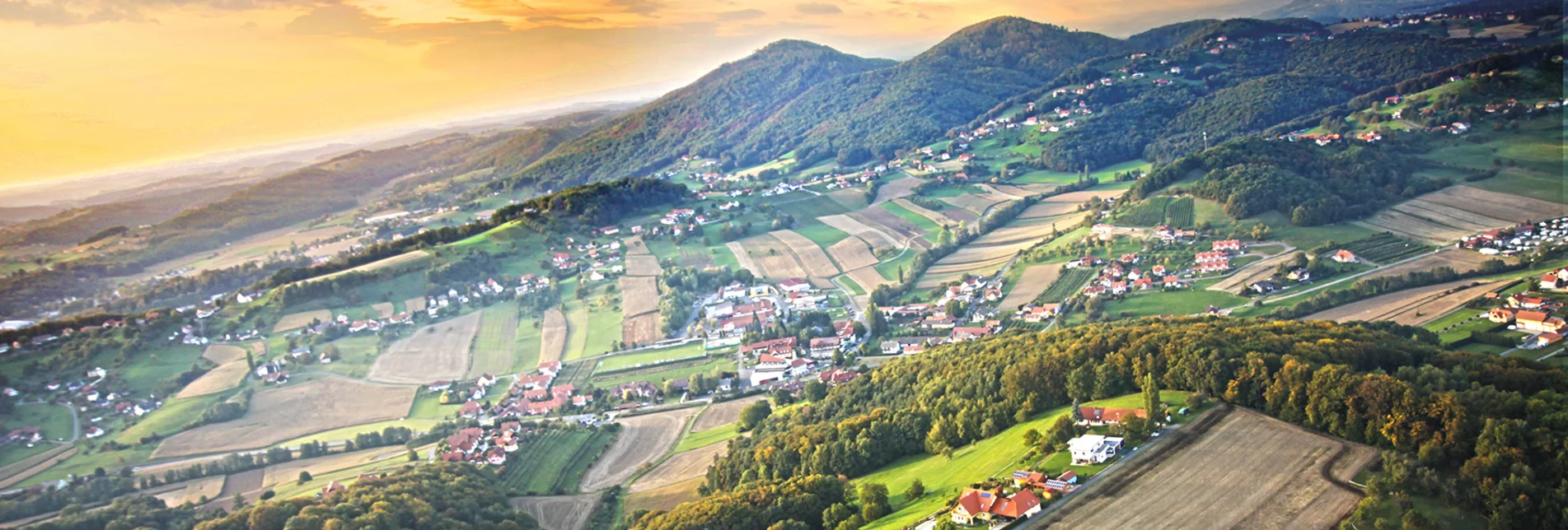Blick auf die Gleichenberger Kogel | © Thermen- & Vulkanland | Werner Resch