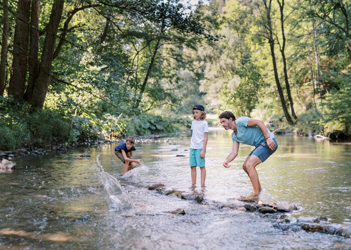 Family outing in the Raabklamm gorge | © TV Oststeiermark | die mosbachers