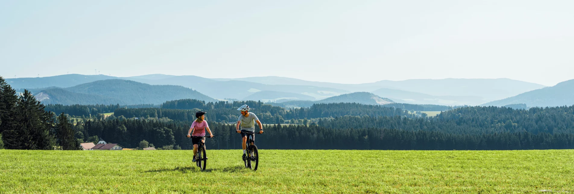 Mountain biking in Joglland in Eastern Styria | © Oststeiermark Tourismus | Supersusi.com