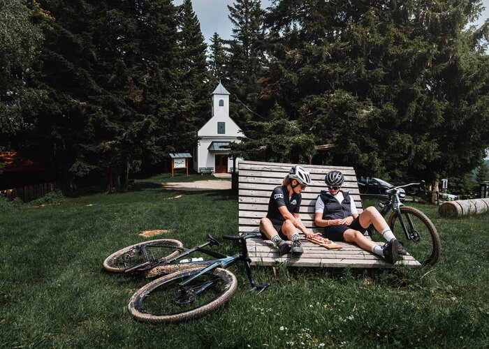 Gravel bike tour from Wenigzell to the Masenberg in Eastern Styria | ©  Oststeiermark Tourismus | Chris mit 5komma5sinne