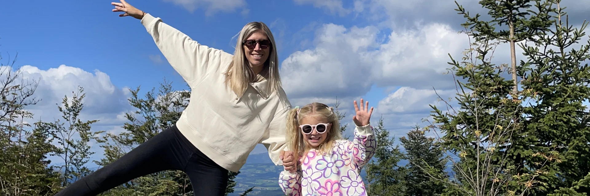 Manuela und Stella am Masenberg beim Waldabenteuer | © 
Oststeiermark Tourismus | Manuela Schnur Manuela und Stella am Masenberg beim Waldabenteuer | © 
Oststeiermark Tourismus | Manuela Schnur
