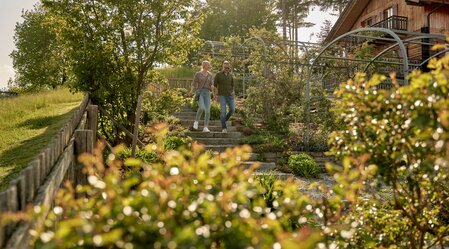 Walking in Pöllauberg in Eastern Styria | ©  Oststeiermark Tourismus | Lang-Bichl - RKP