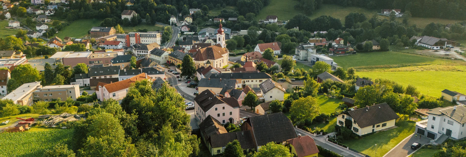 Market town of Pinggau in Eastern Styria Marktgemeinde Pinggau in der Oststeiermark