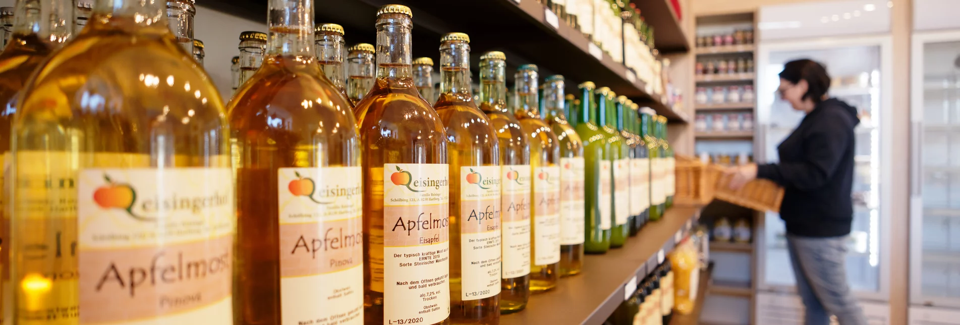 Farm shop with apple products in Eastern Styria | © TV Oststeiermark | Bernhard Bergmann