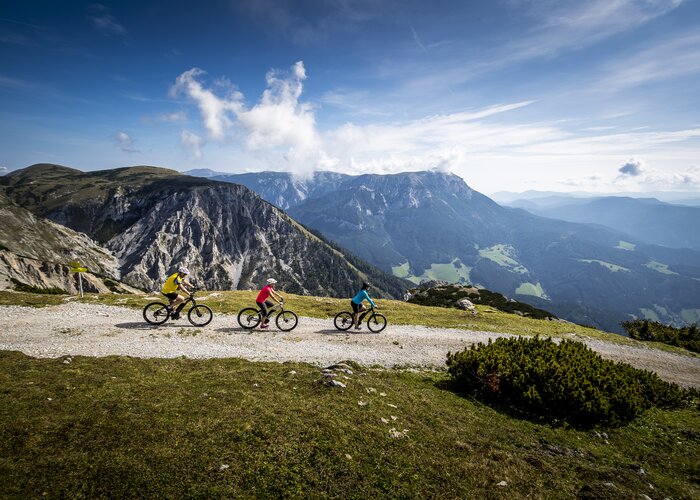 E-Biken auf der Schneealm | © TV Hochsteiermark | Tom Lamm