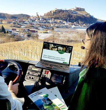 Blick auf die Riegersburg während des 2. Genuss Webinars von Busreisen Steiermark | © Busreisen Steiermark