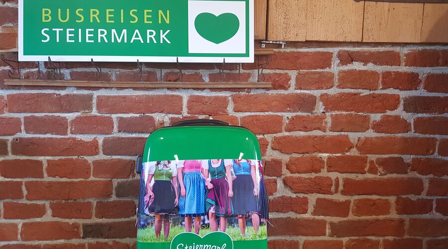 Steiermark Koffer und Busreisen Steiermark Schild | © Spirit of regions
