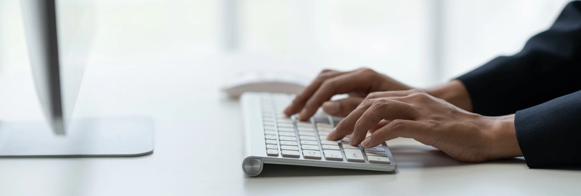 Kontaktaufnahme mit Steiermark Tourismus und Standortmarketing GmbH | © AdobeStock | Phimwilai