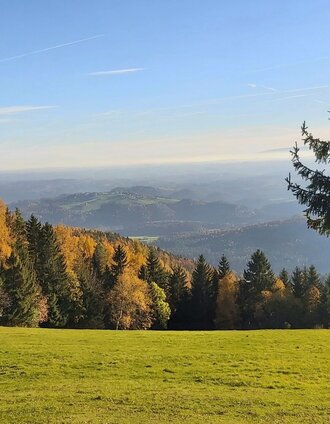 Blick vom Stross, Weiz in der Oststeiermark | Christine Pollhammer | © Oststeiermark Tourismus