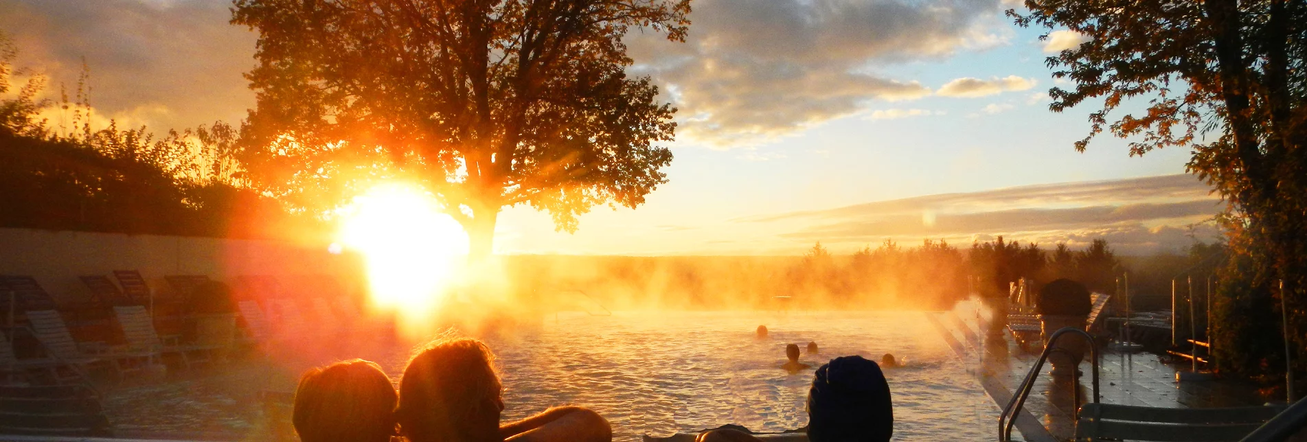 Sonnenuntergang in der Therme | © STG | Gery Wolf