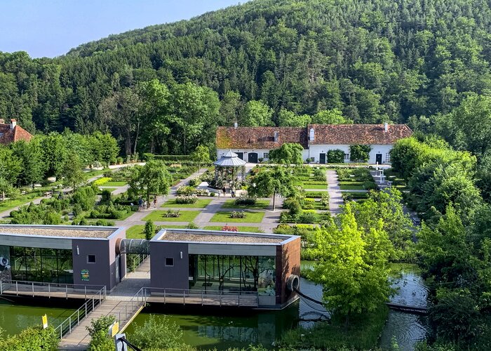 Historischer Garten im Schloss Herberstein | © STG | Klein