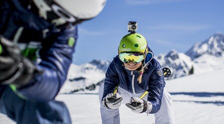 Mit Helmkamera und Ski-Datenbrille alles im Bild | © STG | Tom Lamm