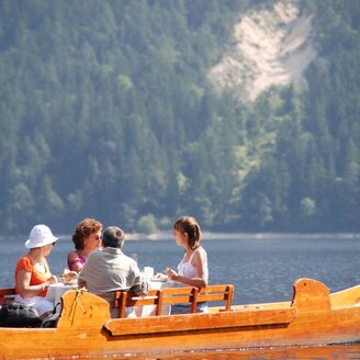 Buch&Boot, Altaussee, Plättenfahrt | © Boote Salzkammergut