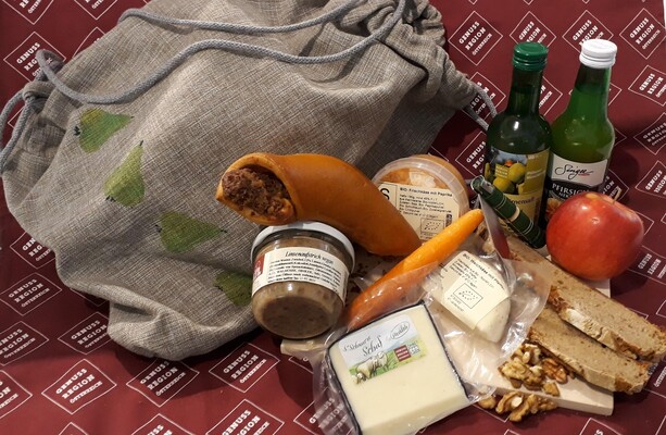 P.Bauernladen_Picknick-Rucks. veget._Oststeiermark | ©  Katharina Grasser