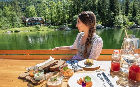 Seewiese, Altaussee, Plättenpicknick | © Tauroa