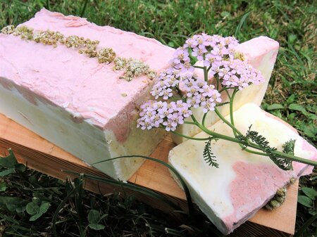 Yarrow soap | © Doris Maier