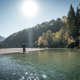 Fischen in der Gesäuselandschaft | © Stefan Leitner