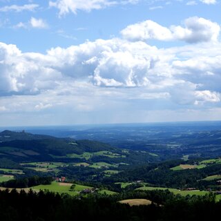 View from Schloffereck_Pöllau Valley_ Eastern Styria | © Michael Fischer