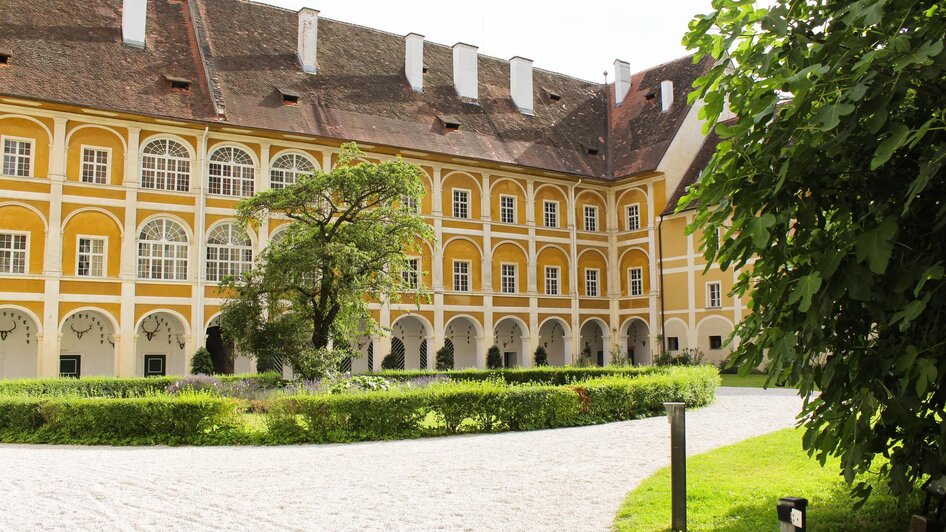 Schloss Stainz - Blick Innenhof | © TV Südsteiermark - Irene Löschnig