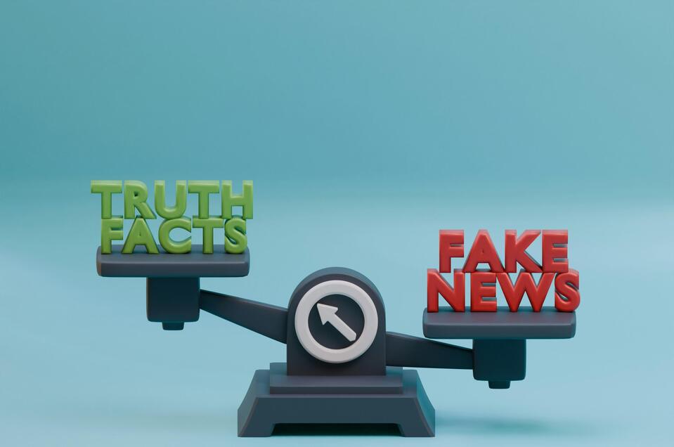 Fake News | © Hartono Creative Studio - Unsplash