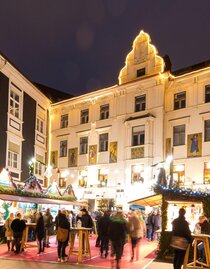 Adventmarkt am Glockenspielplatz_ | © Graz Tourismus - Harry Schiffer | © Graz Tourismus - Harry Schiffer