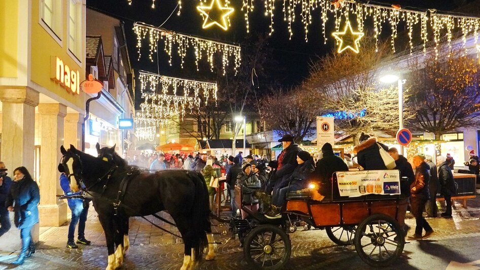 Kutschenfahrt beim Christkindlmarkt_Oststeiermark | © KK / Tourismusverband Oststeiermark