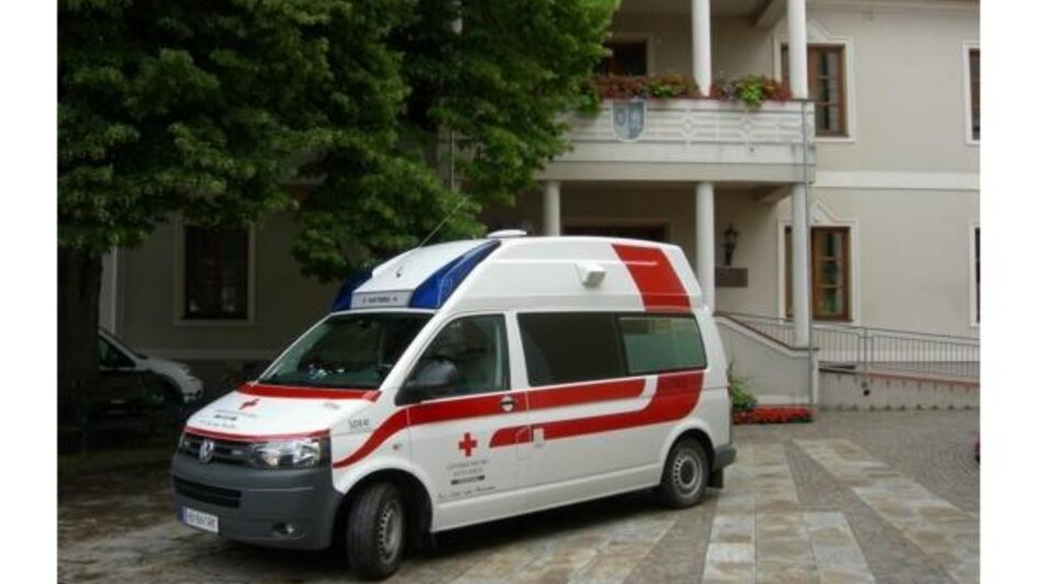 Rettungswagen Rotes Kreuz | © Josef Lederer