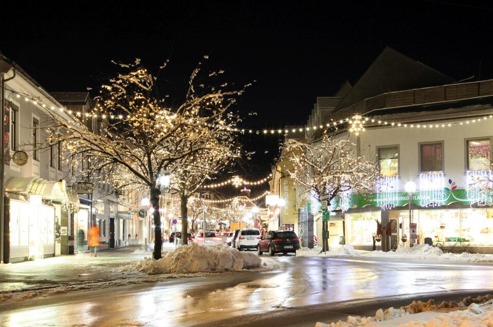 thumbnail_Advent in der Stadt_Hauptplatz Foto Sima