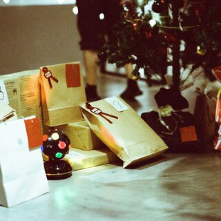 Geschenk | © Unsplash - Emma Ou