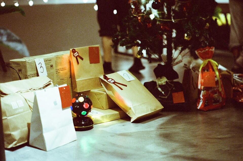Geschenk | © Unsplash - Emma Ou