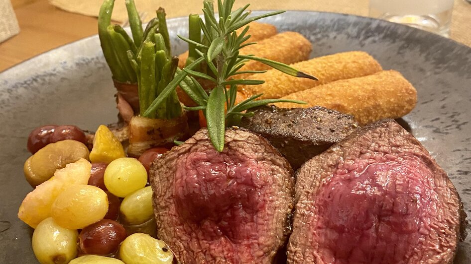Hirschrückensteak_Almenlandwirt_Oststeiermark | © Tourismusverband Oststeiermark