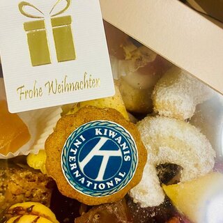 Kiwanisclub Verkauf Weihnachtsbckerei | © Eva Maria Lipp