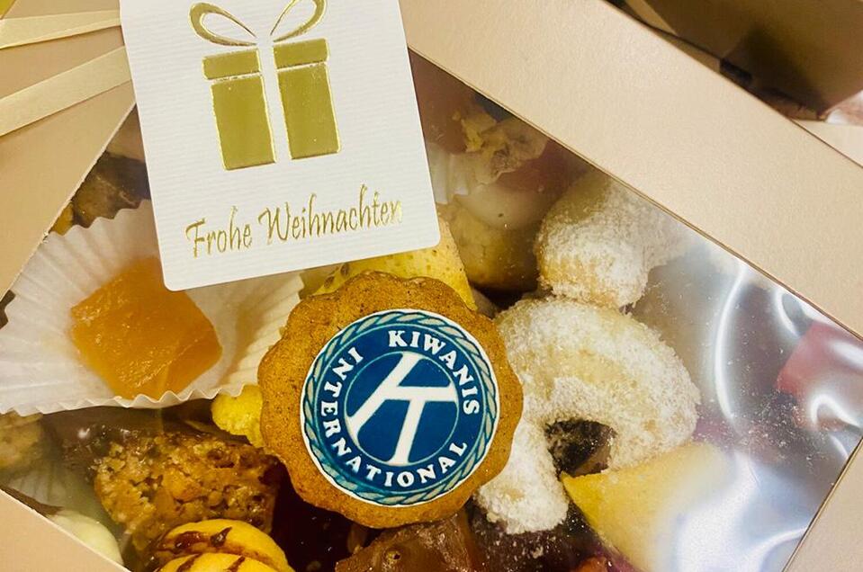 Kiwanisclub Verkauf Weihnachtsbckerei | © Eva Maria Lipp