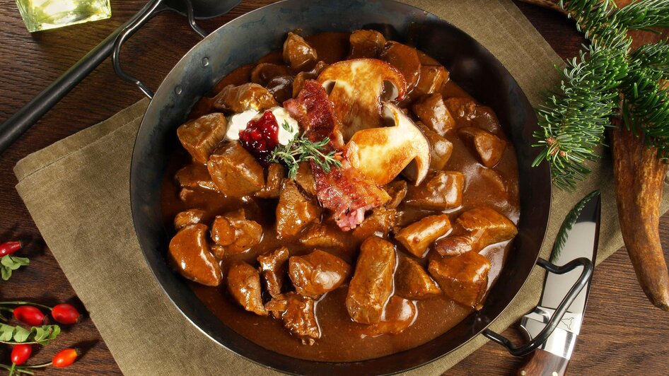 Hirschragout | © AdobeStock ExQuisine