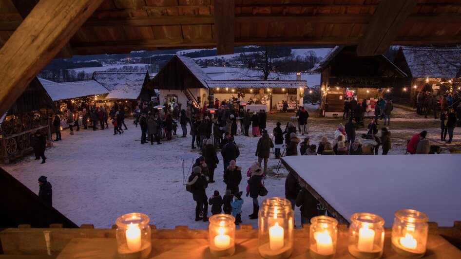 Joglland Advent g'spian_Marktabend_Oststeiermark | © Klaudia Riebenbauer