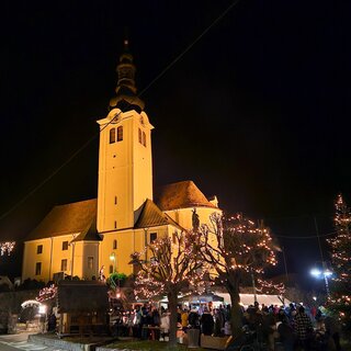 Lichterleuchten_St. Ruprecht_Kirche_Oststeiermark | © Iris Bloder