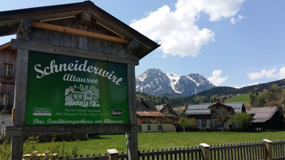 Schneiderwirt, Altaussee, mit Sarstein | © Petra Kirchschlager