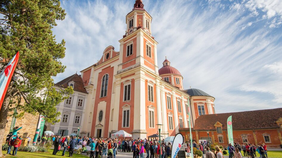 Hirschbirnwandertag_Schloss Pöllau_Oststeiermark | © Helmut Schweighofer
