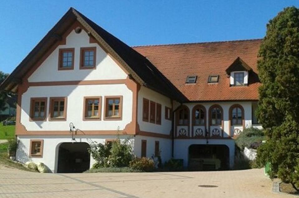 Buschenschank Lang_Oststeiermark | © Buschenschank Lang_Oststeiermark Buschenschank Lang_Oststeiermark | © Buschenschank Lang_Oststeiermark