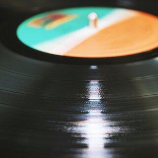 Venyl | © jack-hamilton-unsplash