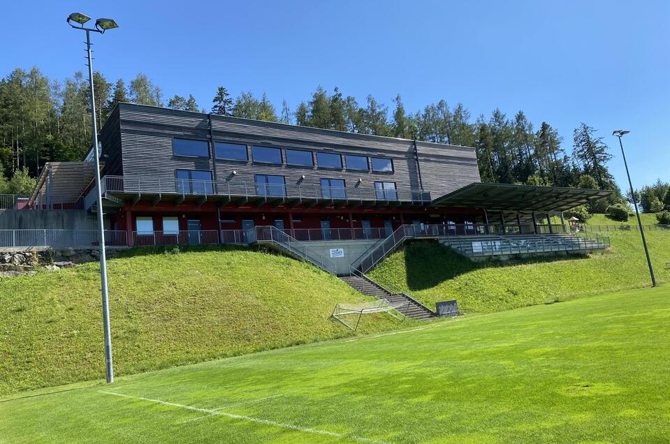 Naturpark Arena außen_Pöllauberg_Oststeiermark | © Gemeinde Pöllauberg