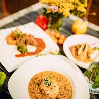 Game and lamb days_dishes_Eastern Styria | © Almblick