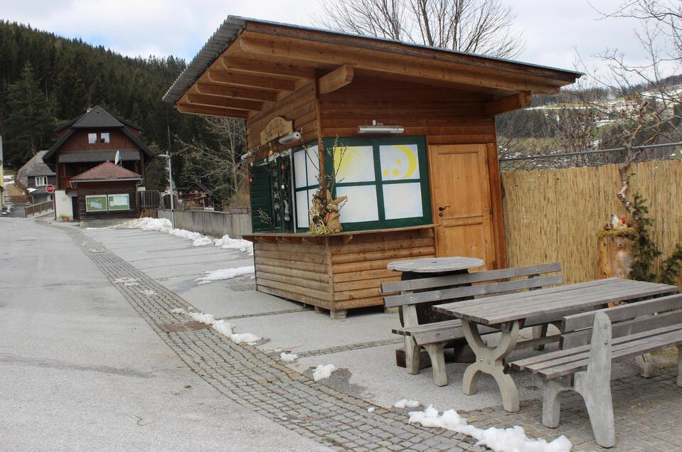 Anger public parking lot - Impression #1