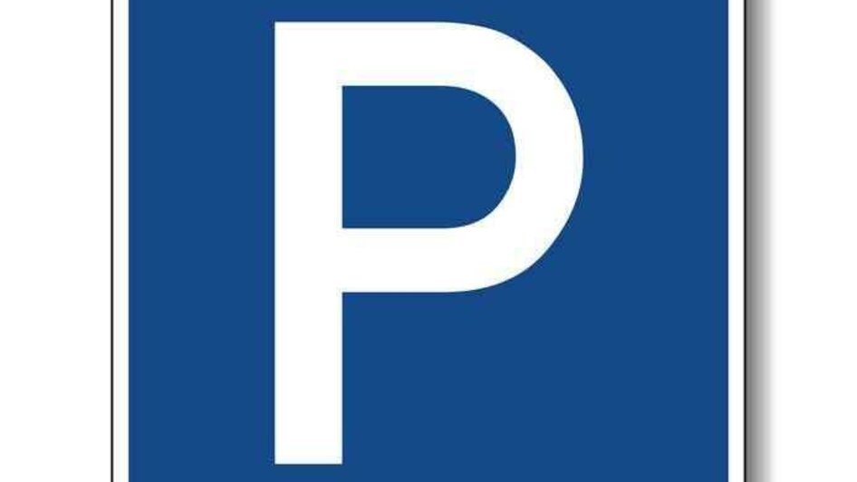 Öffentlicher Parkplatz_Logo_Oststeiermark | © Fotolia Urheber: reeel