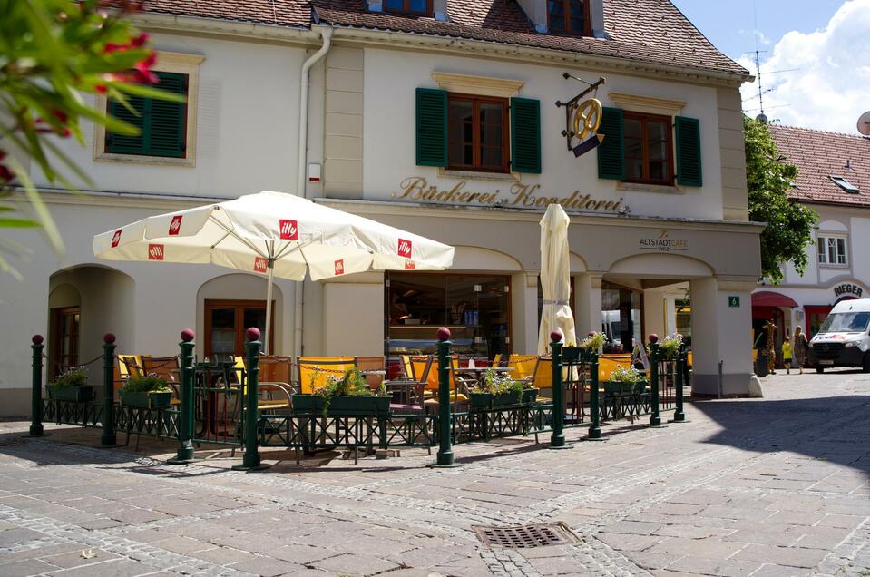 Old town cafe - Impression #1 | © Tourismusverband Oststeiermark