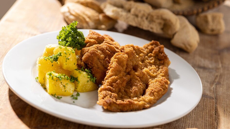 Wiener Schnitzel mit Kartoffel Wiener Schnitzel mit Kartoffel