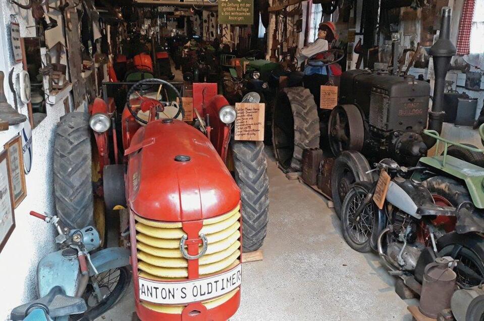 Anton's Oldtimers – The tractor, farming, and household museum in St. Peter/O. - Impression #1 | © Antons Oldtimer